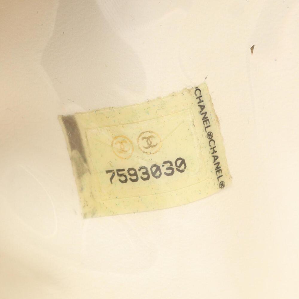 CHANEL Orange Logo Pouch - Picture 5 of 8